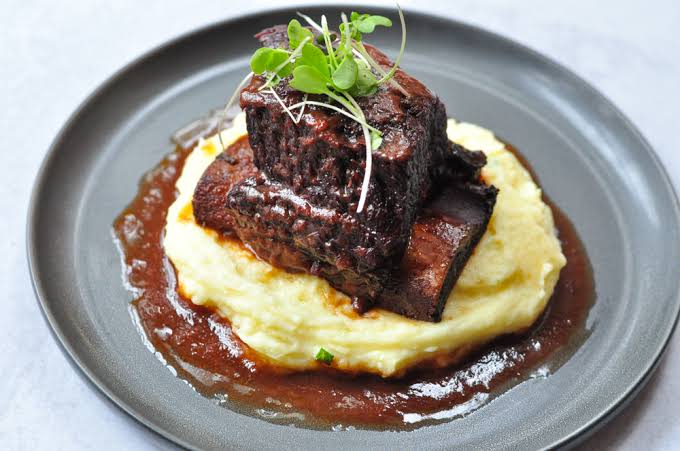 Braised Short Rib with Red Wine Jus (4oz)