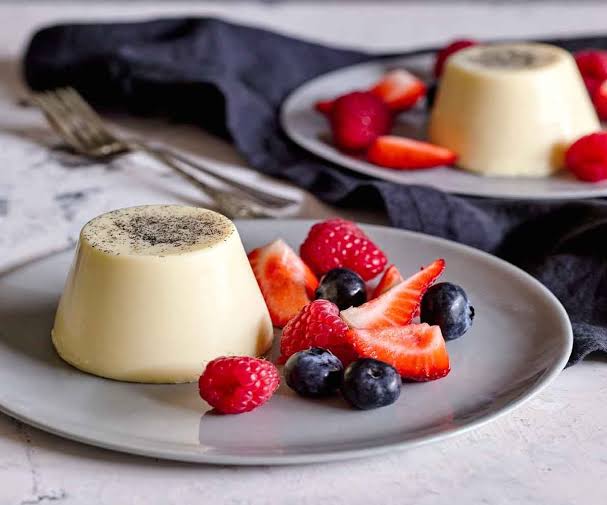Vanilla Bean Panna Cotta
