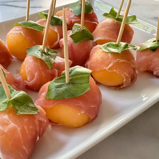 Prosciutto-Wrapped Melon